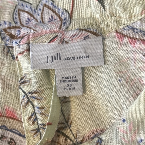 J. Jill Love Linen Pale Yellow Floral 3/4 Sleeve Top Size XSP - Picture 4 of 6